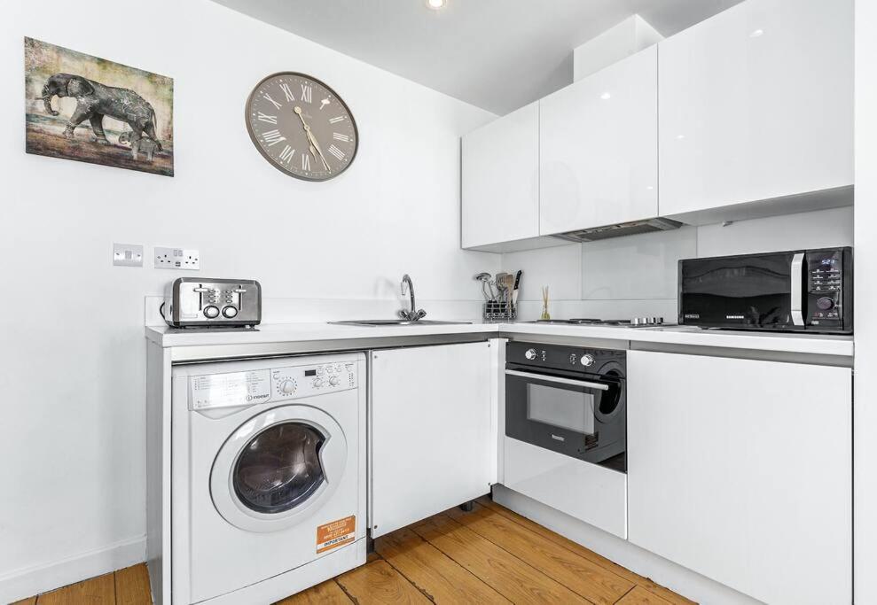 Apartament Piccadilly Haven, Flat In London Vr12 Zewnętrze zdjęcie